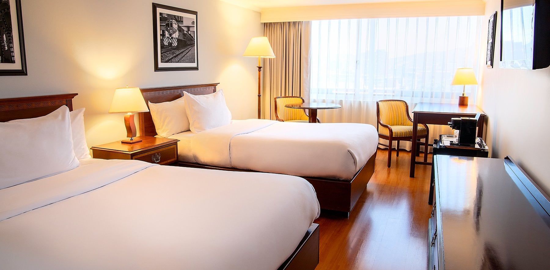 Luxury rooms in Radisson Metrotel Bogota Kentucky